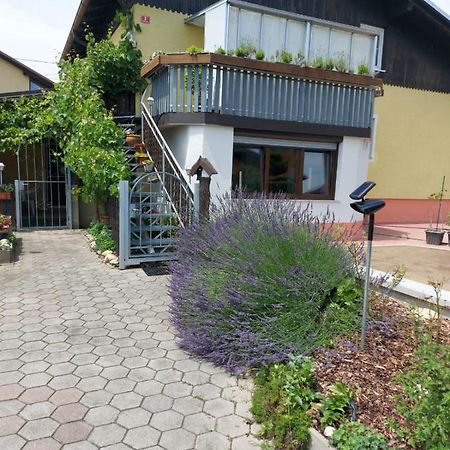 Apartma Reich Apartment พทุย ภายนอก รูปภาพ