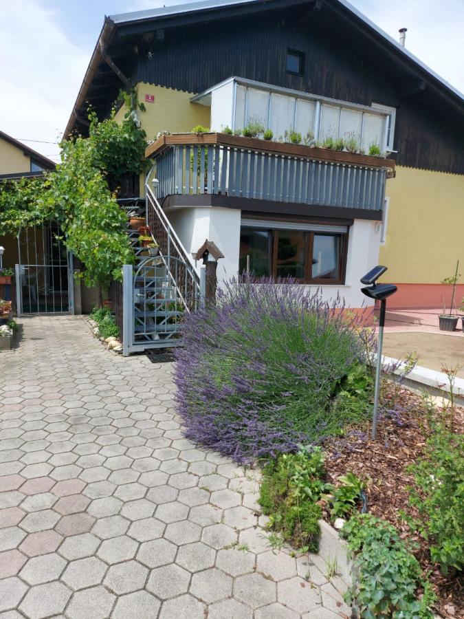 Apartma Reich Apartment พทุย ภายนอก รูปภาพ